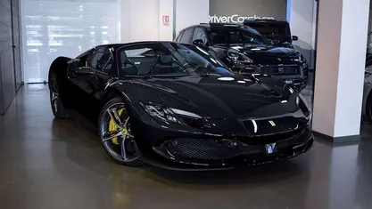 Usado 2025 Ferrari 296 Coupe | 394.900 € (Buen precio)