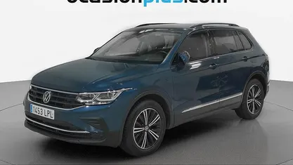 Usado VW Tiguan Life 150 HP (110 kW) 2021 Azul SUV