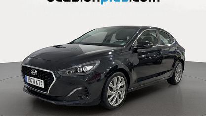 Begagnad Hyundai i30 120 HK (88 kW) 2019 Svart Sedan