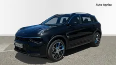 Negro Nuevo 2024 Lynk & Co 01 SUV | 33.900 €