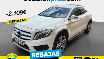 Blanco Usado 2016 Mercedes GLA220 AMG line SUV | 18.241 € (Precio justo)