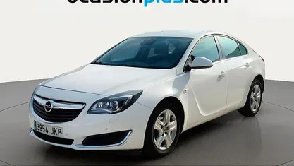 Occasion Opel Insignia Selective 140 PK (102 kW) 2015 Wit Sedan