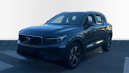 Usado 2025 Volvo XC40 Core SUV | 37.900 € (Precio justo)