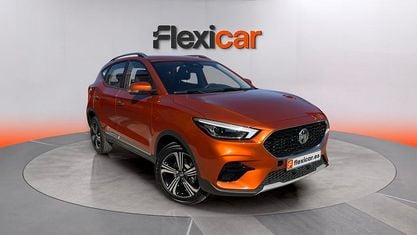 Usado MG ZS Comfort 116 HP (85 kW) 2025 Laranja SUV