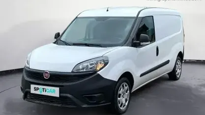 Usado Fiat Doblò 120 CV (88 kW) 2021 Blanco Monovolumen