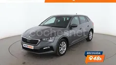Gris Usado 2022 Skoda Scala Ambition Utilitario | 16.399 € (Precio justo)