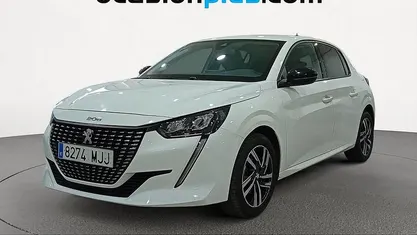 Usado Peugeot 208 Allure 102 CV (75 kW) 2023 Utilitario