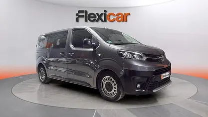 Usado Toyota Proace Comfort 120 CV (88 kW) 2022 Gris Monovolumen