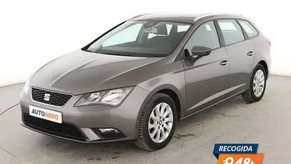 Usado Seat Leon Style 125 CV (91 kW) 2014 Gris Familiar