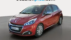 Rojo Usado 2018 Peugeot 208 Allure Utilitario | 9000 € (Precio justo)