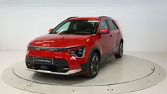 Rojo Usado 2023 Kia e-Niro 2 SUV | 33.500 € (Precio justo)
