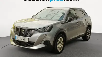 Używany Peugeot 2008 Allure 131 KM (96 kW) 2023 Szary SUV