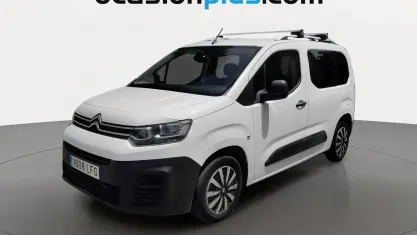 Usado Citroën Berlingo Live 102 CV (75 kW) 2020 Blanco Monovolumen