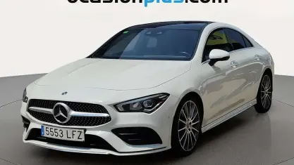 Usado Mercedes CLA200 AMG 163 CV (119 kW) 2020 Blanco Coupe