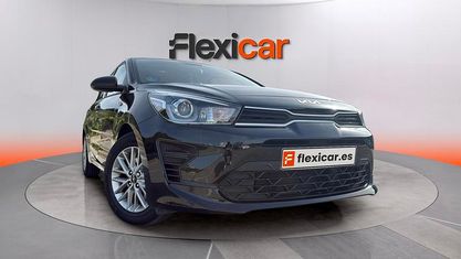 Occasion Kia Rio 101 PK (74 kW) 2023 Zwart Sedan