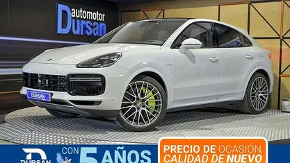 Usado Porsche Cayenne Turbo S 680 CV (500 kW) 2022 Gris / plata SUV