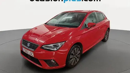 Usado Seat Ibiza Style Plus 110 CV (80 kW) 2021 Rojo Utilitario