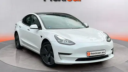 Usado Tesla Model 3 RWD 211 kW (287 CV) 2023 Blanco Berlina