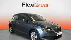 Gris Usado 2018 Skoda Fabia Active Berlina | 9290 € (Super precio)