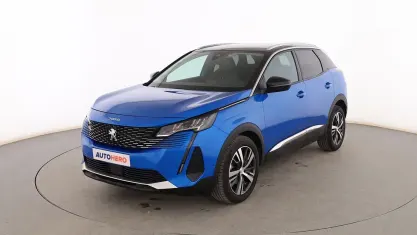 Usado Peugeot 3008 Allure 131 CV (96 kW) 2021 Azul SUV