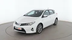Blanco Usado 2014 Toyota Auris Hybrid Active Berlina | 13.099 € (Precio justo)