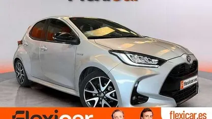 Usado Toyota Yaris Hybrid Style 116 CV (85 kW) 2021 Utilitario