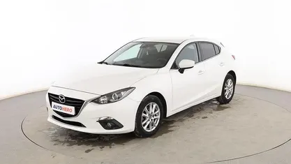 Usado Mazda 3 Style 105 CV (77 kW) 2016 Blanco Berlina