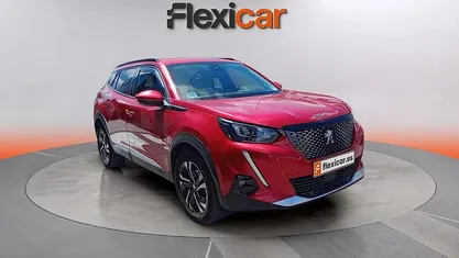 Usado Peugeot 2008 Allure 101 CV (74 kW) 2021 SUV