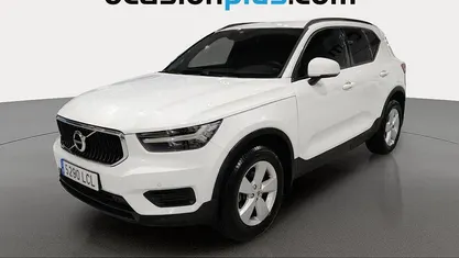 Käytetty Volvo XC40 150 HP (110 kW) 2019 Valkoinen Katumaasturi