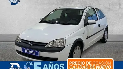 Usado Opel Corsa Comfort 75 CV (55 kW) 2001 Blanco Utilitario