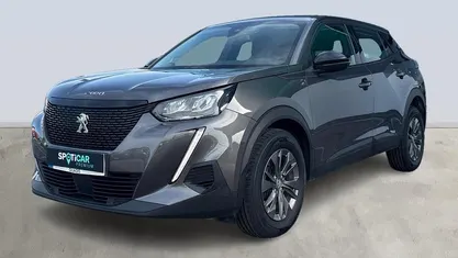 Gris Usado 2022 Peugeot 2008 Active SUV | 18.800 € (Un poco caro)