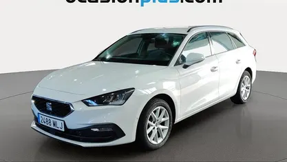 Blanco Usado 2023 Seat Leon Style Utilitario | 17.900 € (Buen precio)