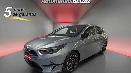 Usado Kia Ceed 100 CV (73 kW) 2025 Gris Utilitario