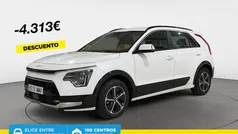 Blanco Usado 2024 Kia Niro SUV | 24.900 € (Precio justo)