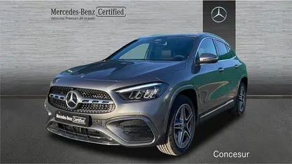 Usado Mercedes GLA200 163 CV (119 kW) 2025 Gris SUV