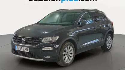 Usado VW T-Roc Advance 110 CV (80 kW) 2021 Gris SUV