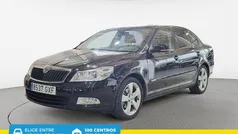 Negro Usado 2010 Skoda Octavia Executive Berlina | 10.900 € (Precio justo)