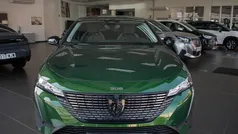Kjr vert olivine Usado 2023 Peugeot e-308 Active Utilitario | 32.000 €