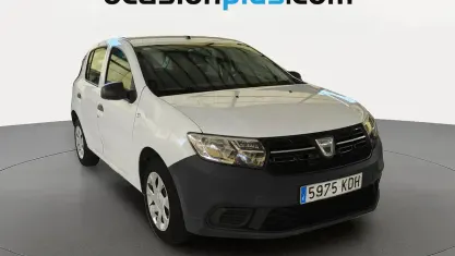 Usado Dacia Sandero Base 73 CV (53 kW) 2017 Blanco