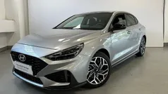 Gris Nuevo 2025 Hyundai i30 N Line Berlina | 26.490 € (Precio justo)