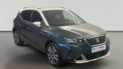 Usado Seat Arona Xperience 116 CV (85 kW) 2025 Gris SUV