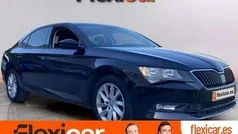 Negro Usado 2018 Skoda Superb Active Familiar | 15.990 € (Precio justo)