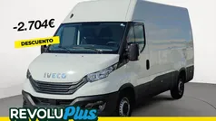 Blanco Usado 2023 Iveco Daily Berlina | 29.750 € (Precio justo)