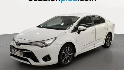 Usado Toyota Avensis Advance 143 CV (105 kW) 2016 Blanco Berlina