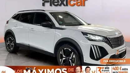 Begagnad Peugeot 2008 Allure 102 HK (75 kW) 2023 Vit SUV