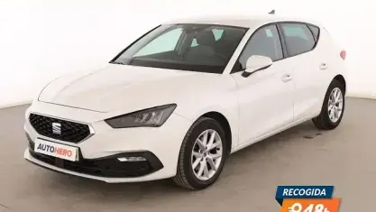 Usado Seat Leon Style 110 CV (80 kW) 2021 Blanco Berlina