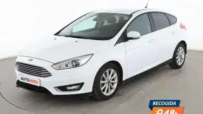 Usado Ford Focus Titanium 115 CV (84 kW) 2015 Blanco Berlina