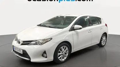 Occasion Toyota Auris Active 132 PK (97 kW) 2013 Wit Hatchback