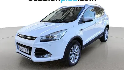 Usado Ford Kuga Titanium 182 CV (133 kW) 2016 SUV