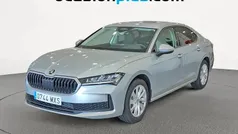 Gris plata Nuevo 2025 Skoda Superb Essence Berlina | 31.810 € (Super precio)